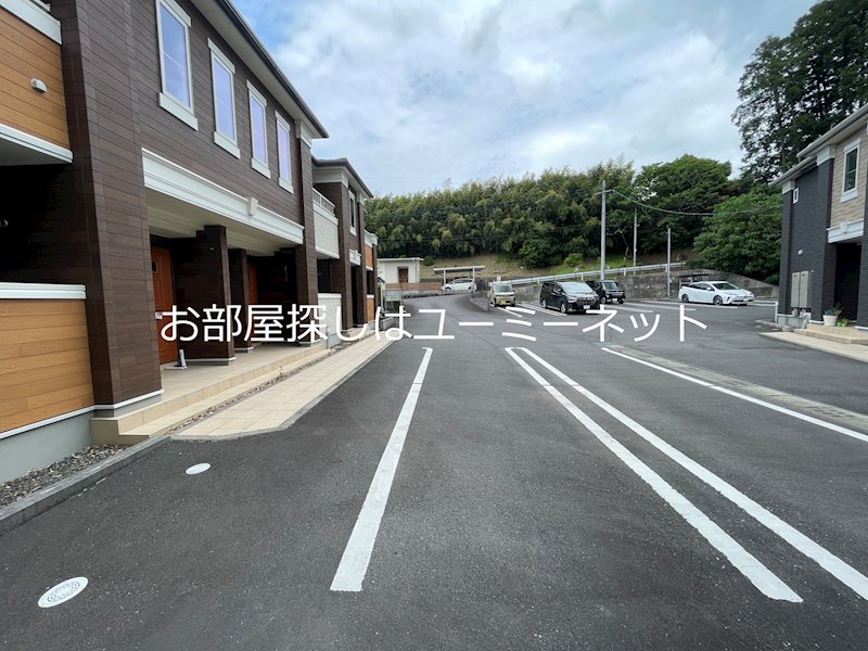 コンフォールⅠ 駐車場