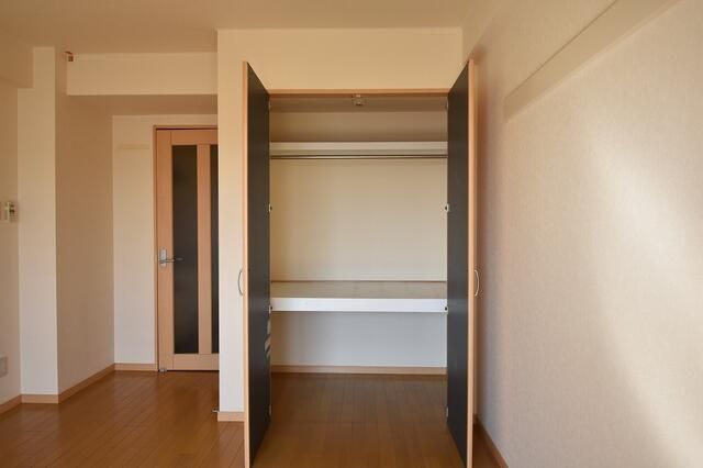 エスペランス中郡 収納
