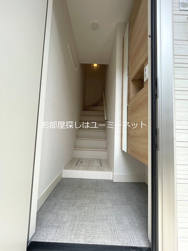 鹿児島県霧島市国分野口西 玄関