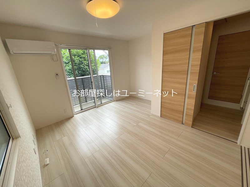 鹿児島県霧島市国分野口西 ベッドルーム