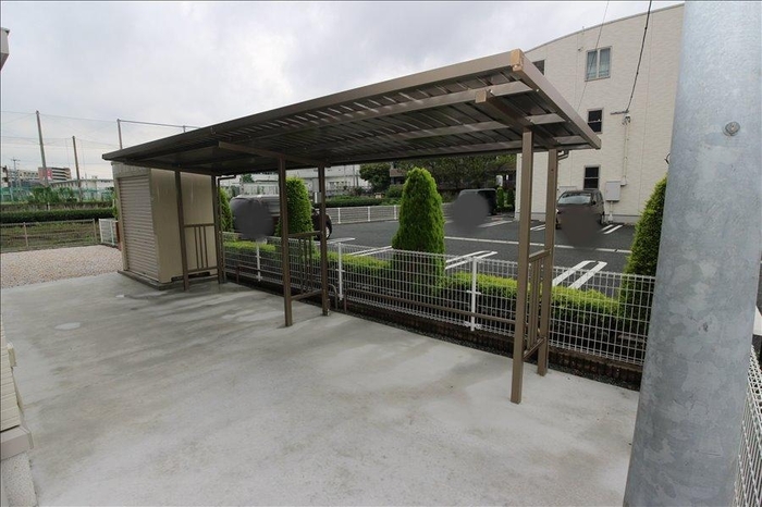 月華 駐車場