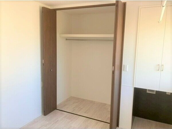 ヴァンベール　B棟 収納