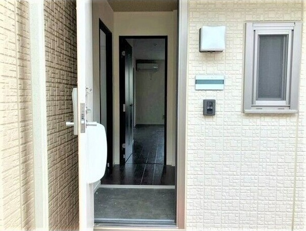 K・Village　M棟 玄関