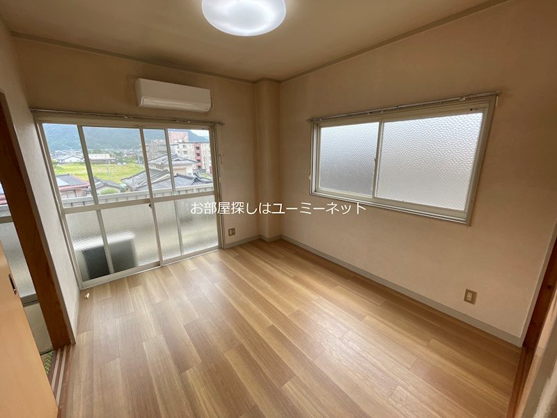 鹿児島県霧島市国分重久 リビング