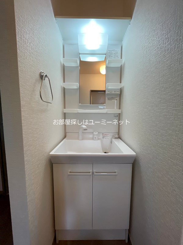 鹿児島県霧島市国分向花町 洗面所