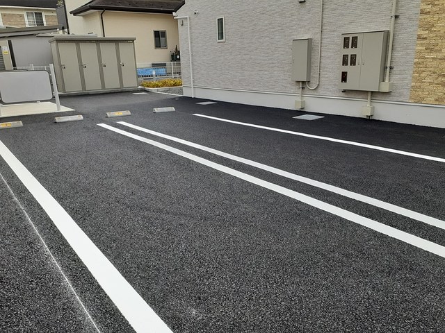 ＲＡＩＮＢＯＷＶＩＥＷ　ＮＥＯ 駐車場