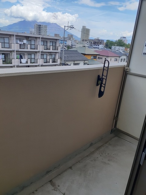 リバ－ガ－デンＦ ベランダ