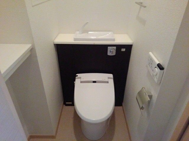 クレメント　Ａ トイレ