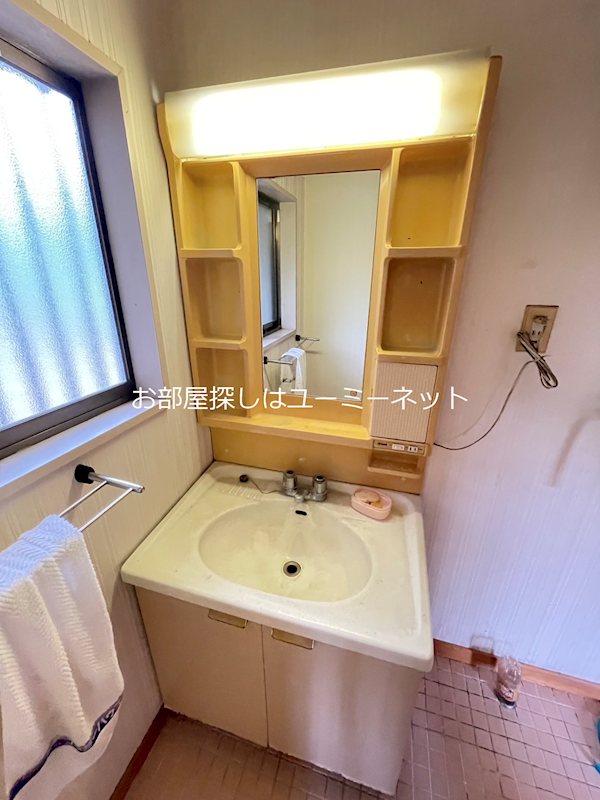 新納住宅 洗面所