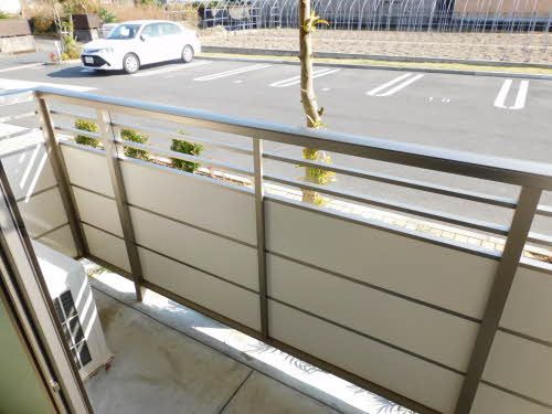 プレミアス中名 ベランダ