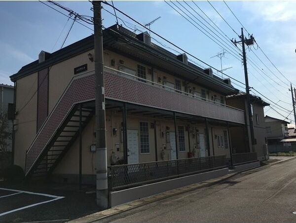 ハイツアデリータ 外観
