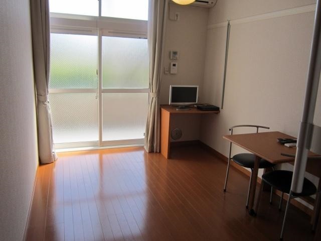 東京都江戸川区興宮町 リビング