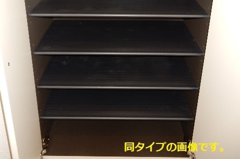 東京都江戸川区東葛西７丁目 収納
