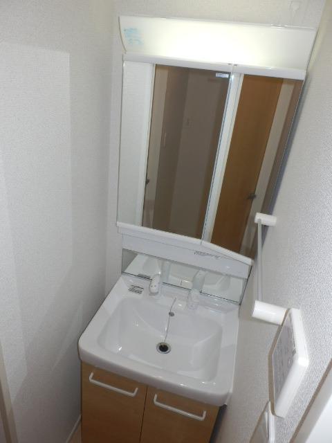 東京都江戸川区西篠崎２丁目 洗面所