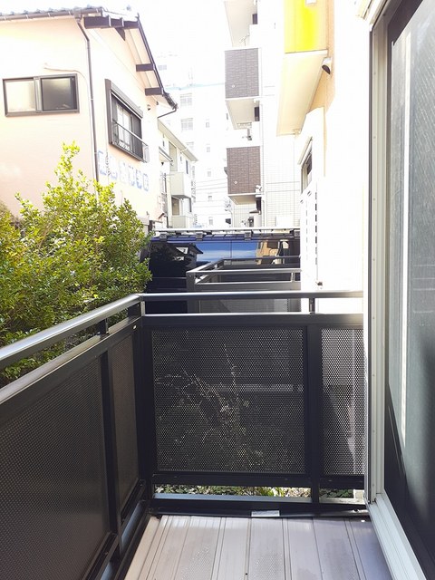 千葉県市川市湊新田２丁目 ベランダ