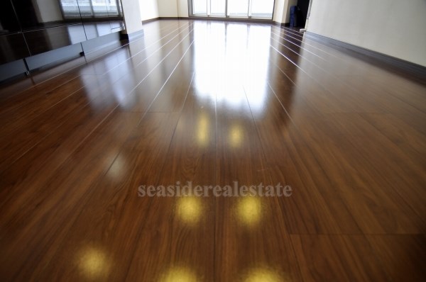 現況優先 愛宕レジデンス リビング