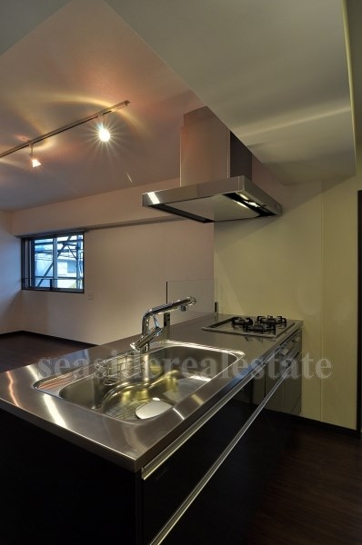 現況優先 愛宕レジデンス キッチン