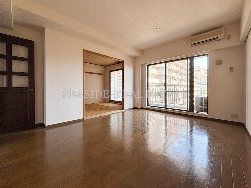 リビング リベーラガーデンA棟(パークウイング) リビング