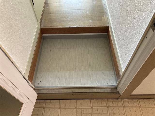ｱｰﾙ館 玄関