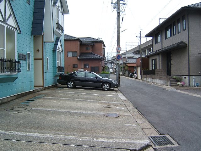 ﾌﾞﾙｰﾊｲﾑ 駐車場