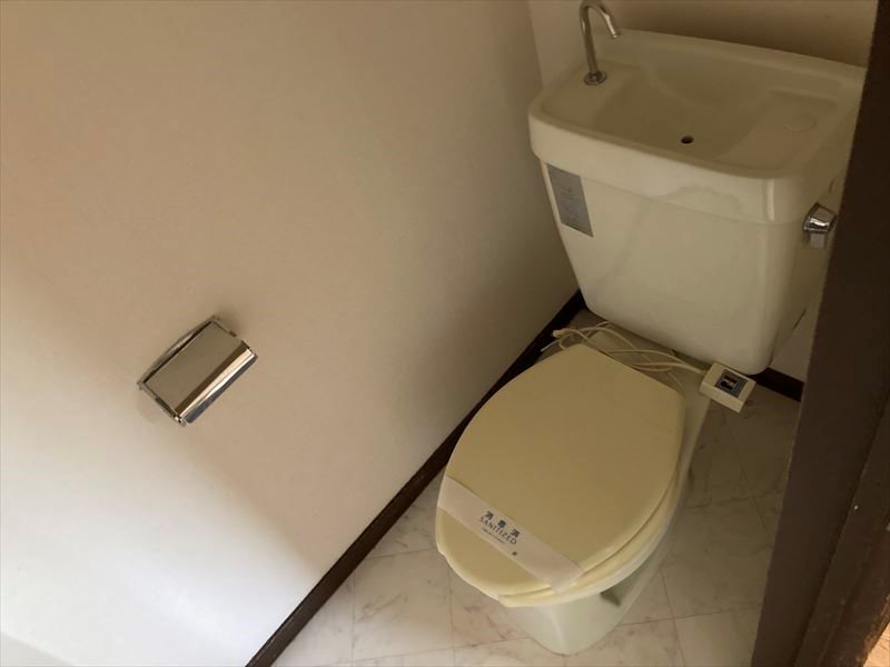 ﾊｲﾂﾊﾞｲﾊﾟｽ トイレ