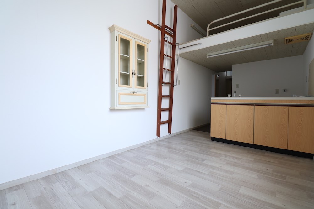 ｺｰﾎﾟｹｲｽﾞ 玄関