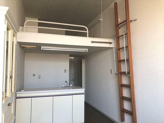 ｺｰﾎﾟｹｲｽﾞ リビング