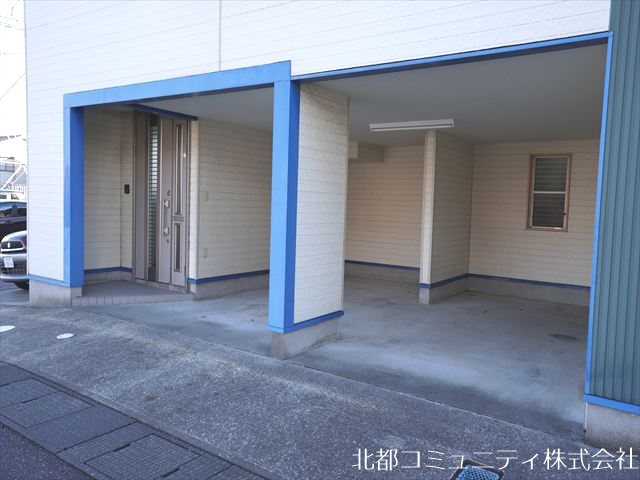 中山貸家 駐車場