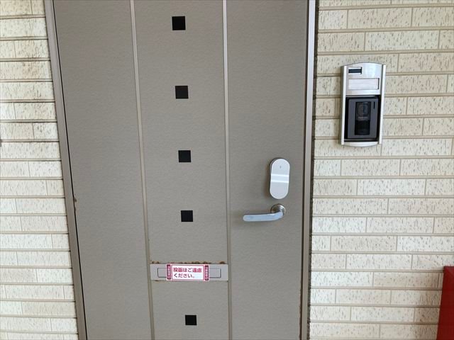 ﾗ･ﾙｰﾁｪﾋﾞｰﾀ 玄関