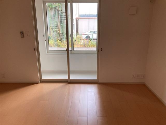 ﾗ･ﾙｰﾁｪﾋﾞｰﾀ リビング