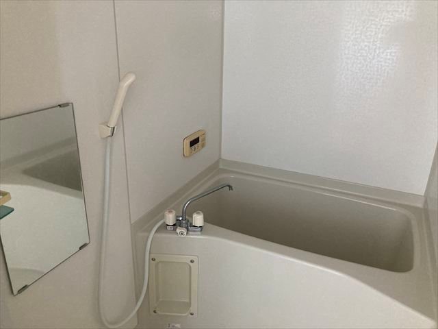 網川原県庁前マンション 風呂画像