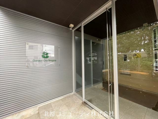 ｶﾞｰﾃﾞﾝｼﾃｨ長潟 エントランス