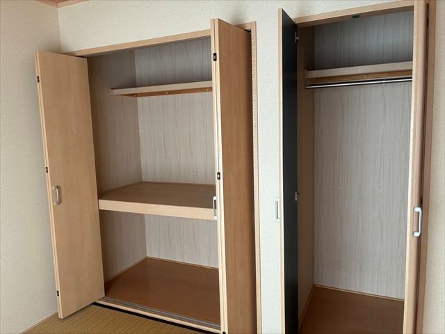 石山6丁目貸家 収納