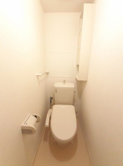 ﾚｼﾞｪﾝﾄﾞ　ﾓﾘ トイレ