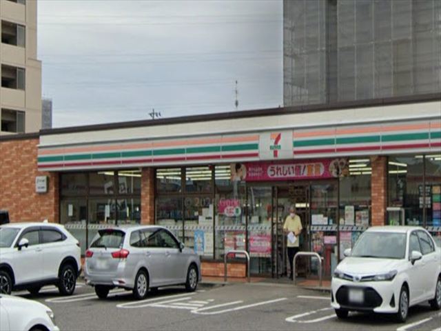 ﾚｼﾞｪﾝﾄﾞ　ﾓﾘ コンビニ