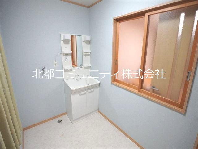 入船町貸家 洗面所