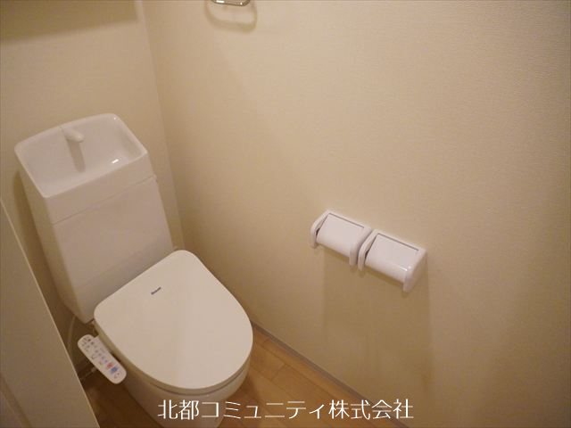 ﾊﾟﾚｽｺｰﾄ　ﾄｰｹﾝ トイレ