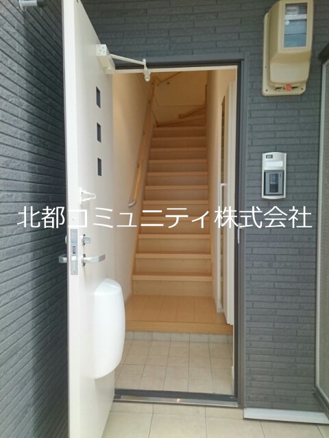 ﾒｿﾞﾝはなみずき 玄関