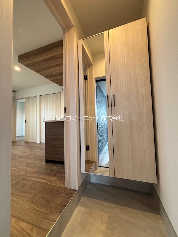 ｱｰﾊﾞﾝﾌﾞﾗﾝﾁ南笹口 玄関