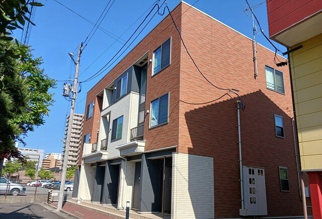 ﾏｰﾍﾞﾗｽﾊｳｽ 外観