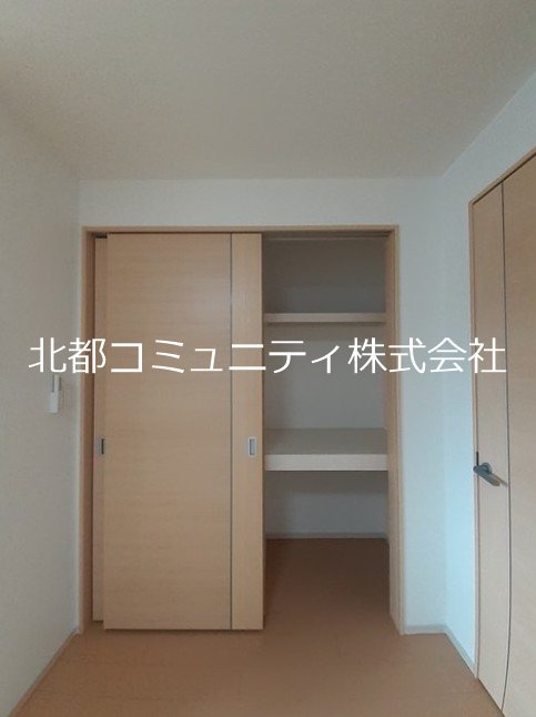 新潟県新潟市中央区天神２丁目 収納