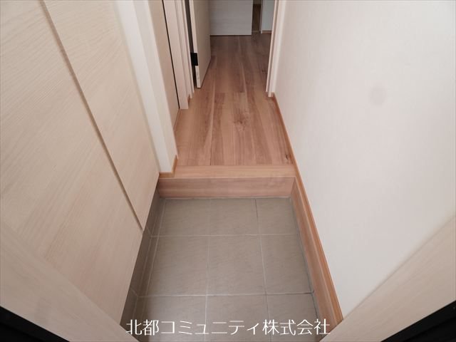 ｺｵﾘﾅﾀｳﾝA 玄関