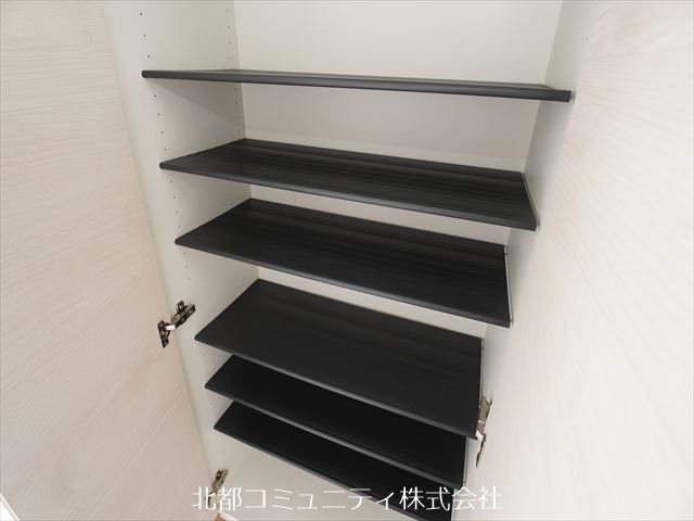 ｺｵﾘﾅﾀｳﾝA 収納
