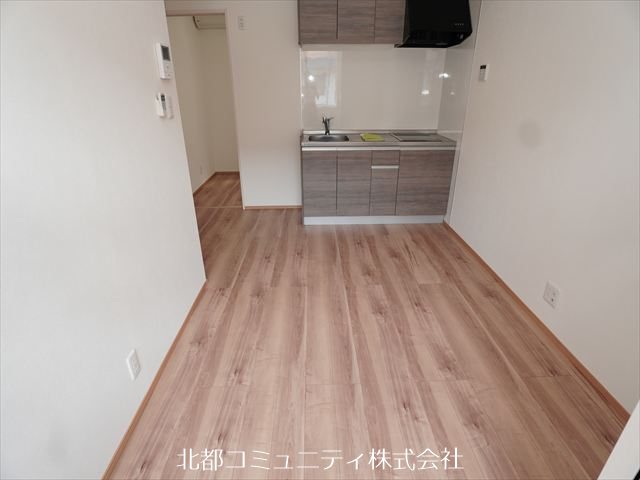 ｺｵﾘﾅﾀｳﾝA リビング