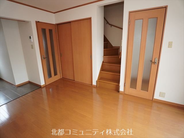 ｸﾞﾘｰﾝｱﾍﾞﾆｭｰとやのB リビング
