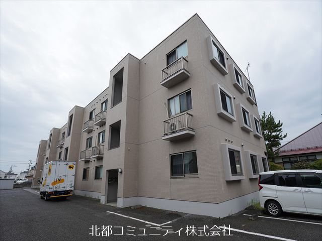 ｲｰｽﾄﾌｨｰﾙﾄﾞ 外観