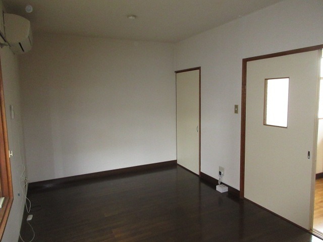 石川ハイツ ベッドルーム