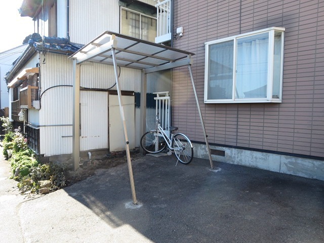 メゾンドM 駐車場