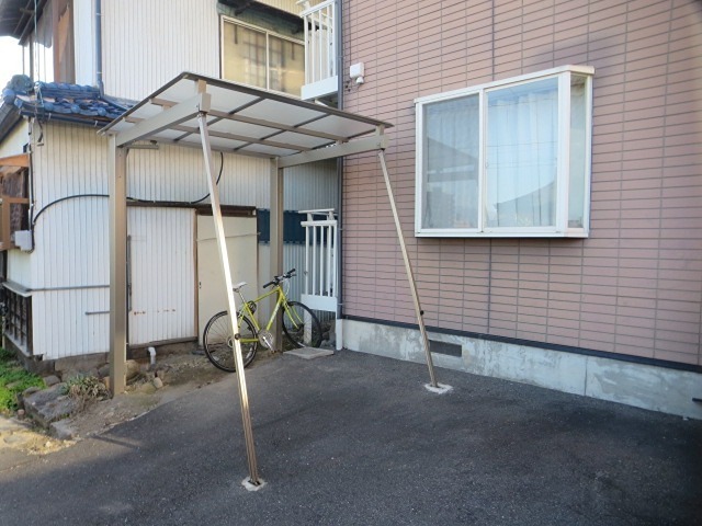 メゾンドM 駐車場
