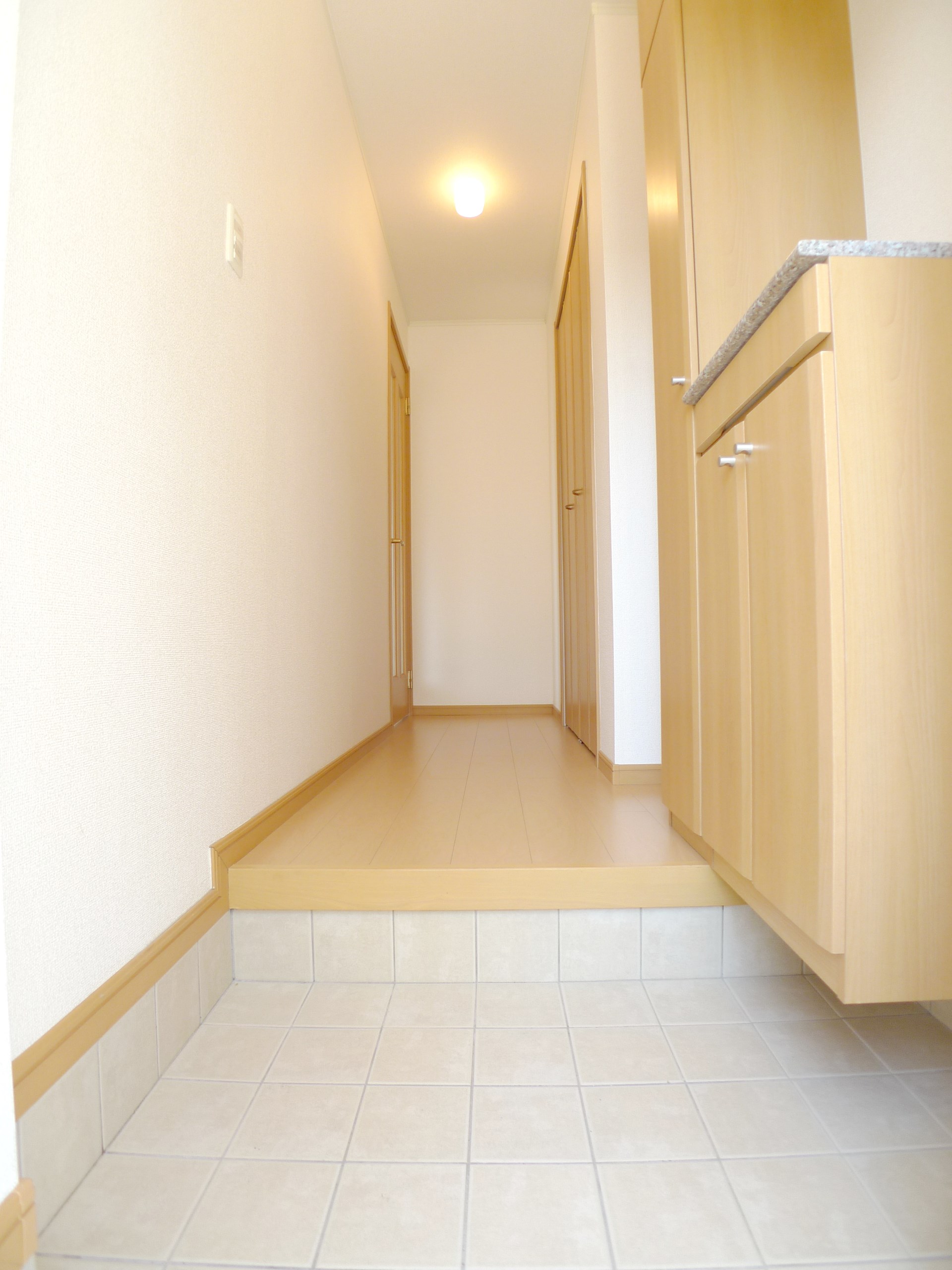 マーベラス・アンジュI 玄関